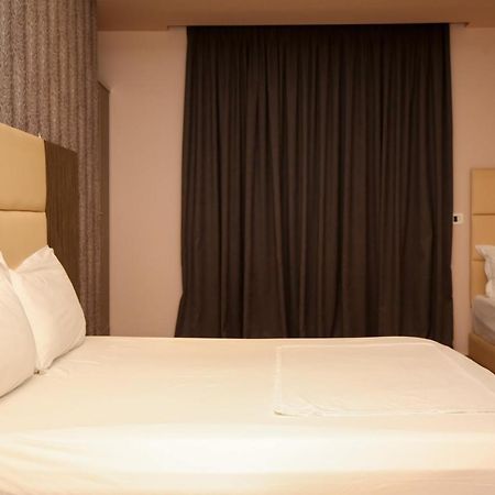 Hotel Aliko Radhimë Exteriér fotografie