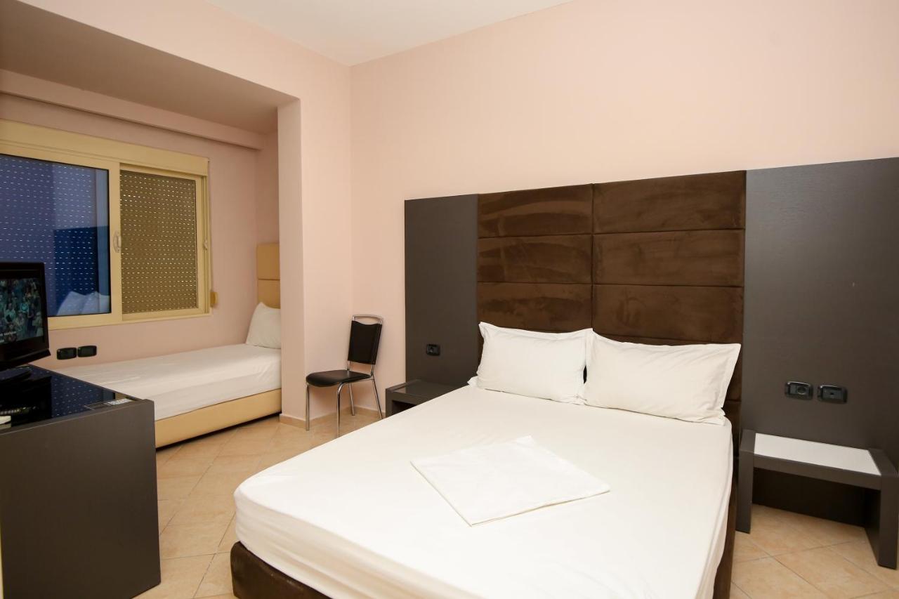 Hotel Aliko Radhimë Exteriér fotografie
