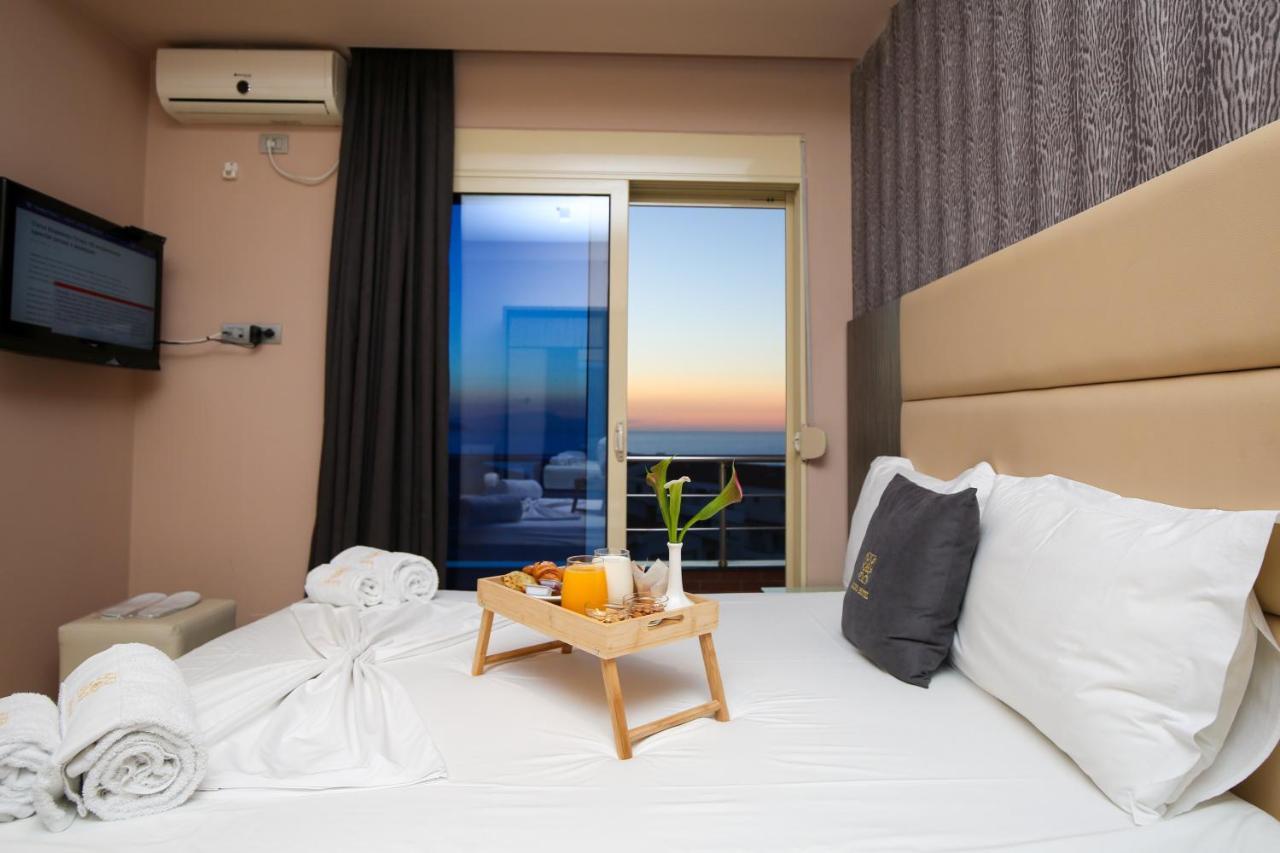 Hotel Aliko Radhimë Exteriér fotografie